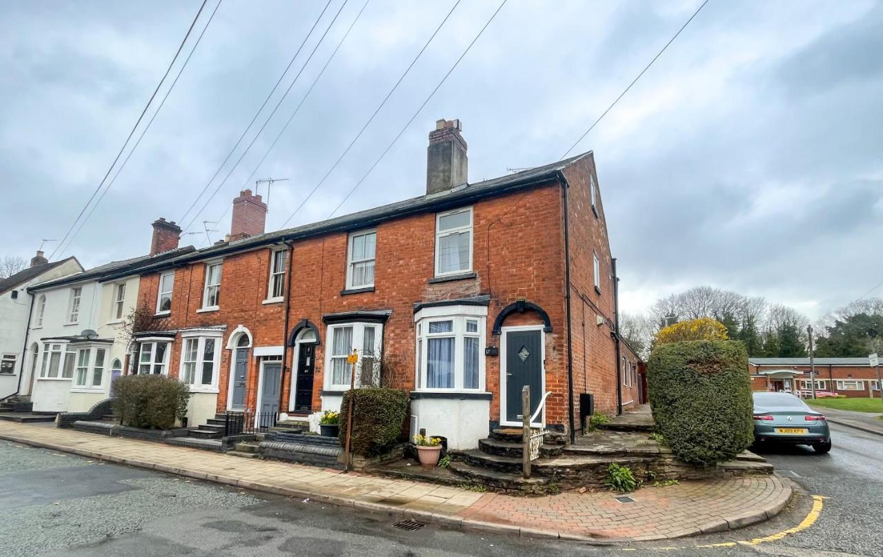 Tettenhall Village Townhouse *