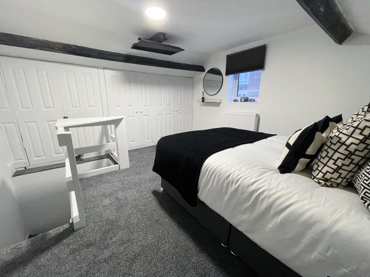 Tettenhall Village Townhouse Holiday home